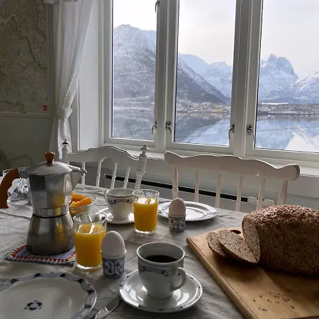 Charming Norwegian Farmhouse By The Fjord *